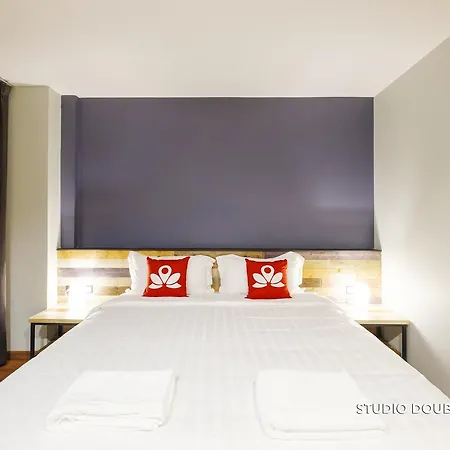 Zen Rooms Zleepmotion Bangkok