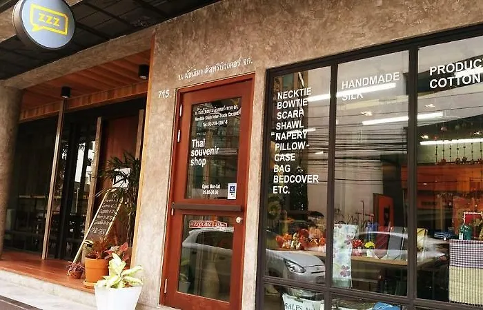 Zen Zleepmotion 酒店